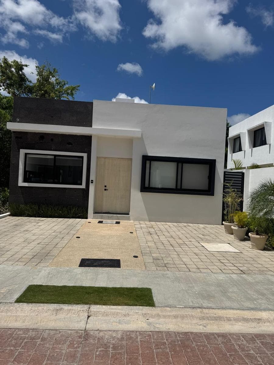 House for Sale, 2 Bedrooms, Single-Story, Pool, Residencial Rio by Cumbres, Cancún