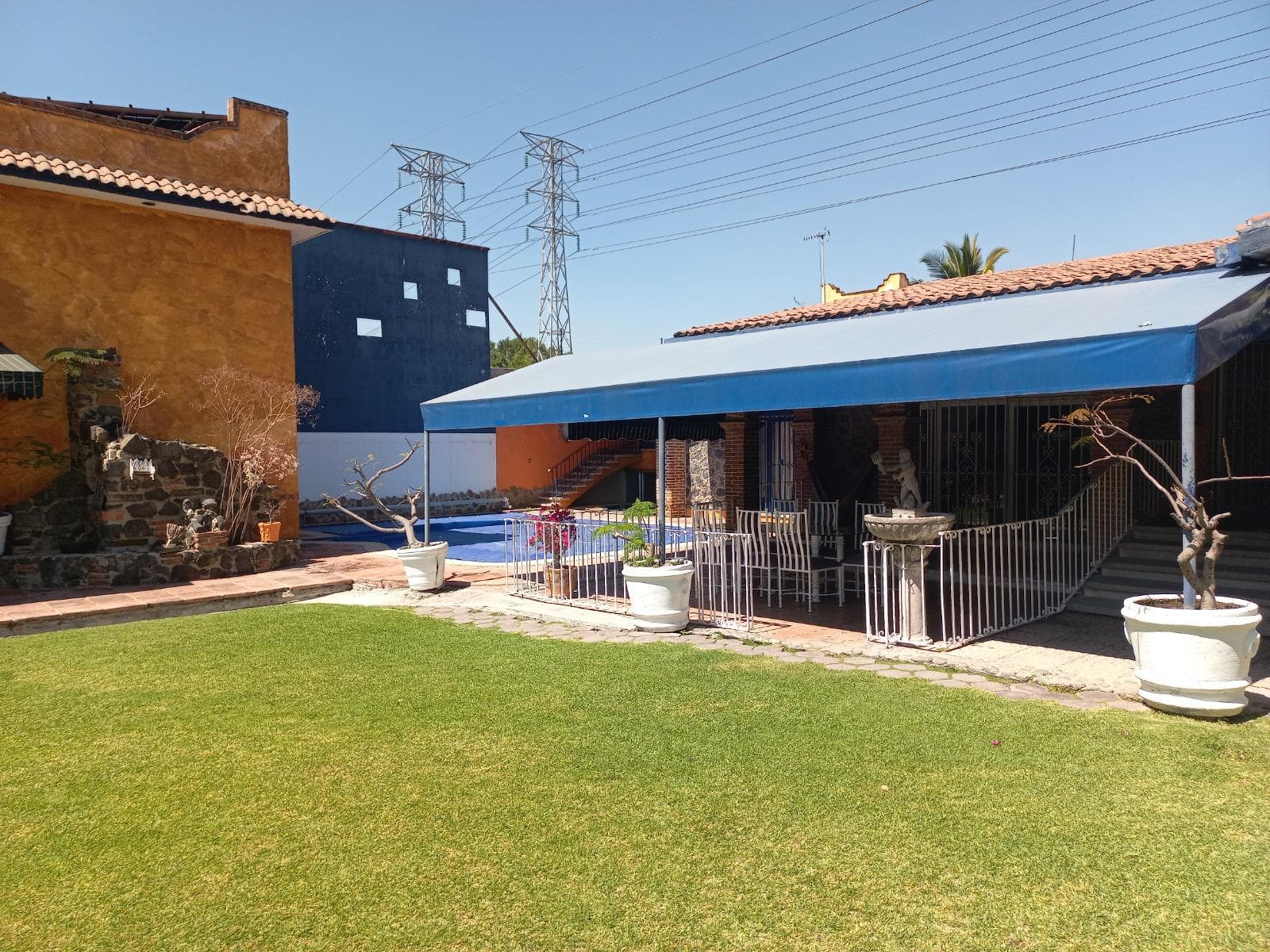 House for SALE in Brisas de Cuernavaca, Temixco, Morelos.