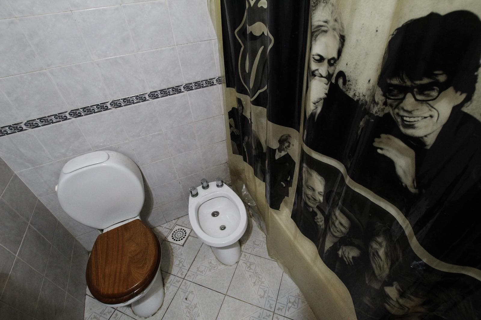 4-room house with garage, for sale, in a great location in Villa del Parque!!