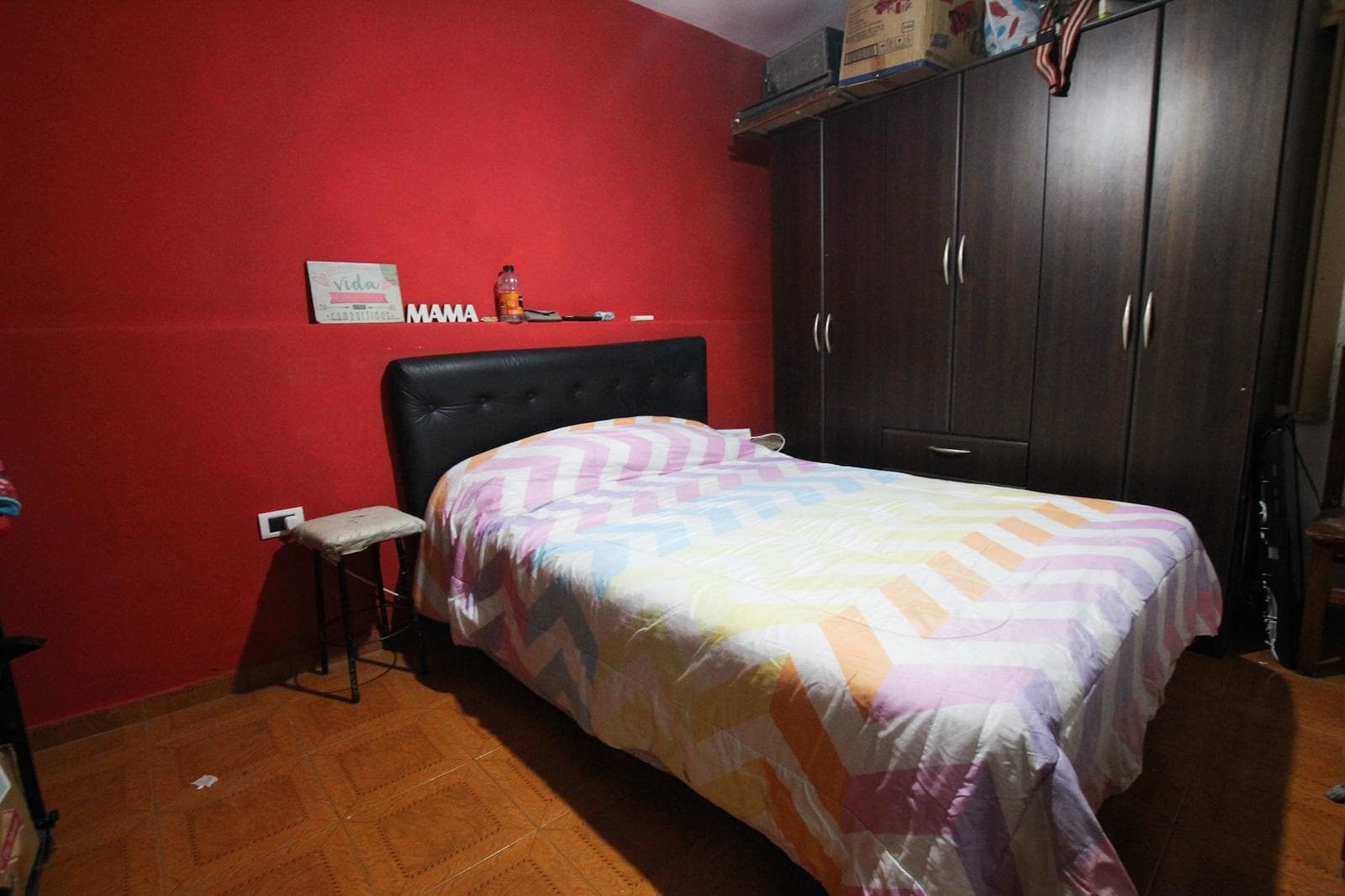 4-room house with garage, for sale, in a great location in Villa del Parque!!