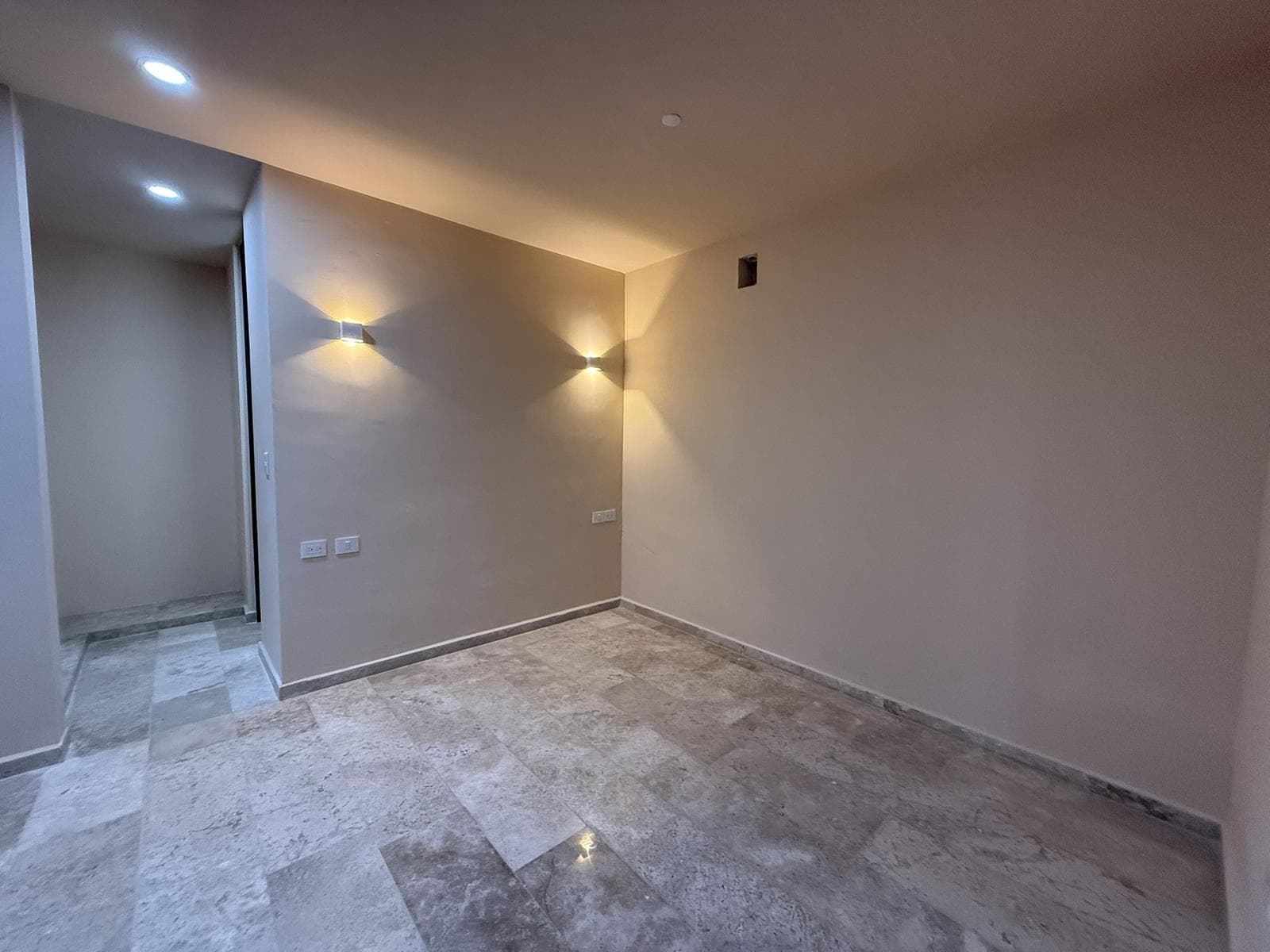 Townhouse for Sale in Northwest Mérida