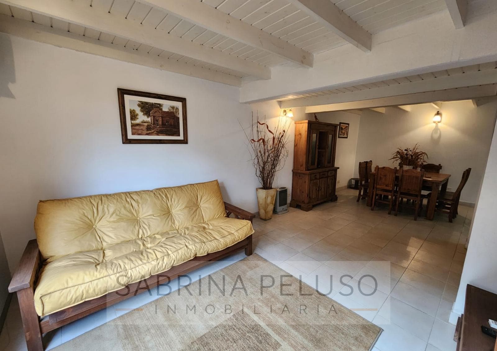 House for sale in the Campo de las Acacias neighborhood