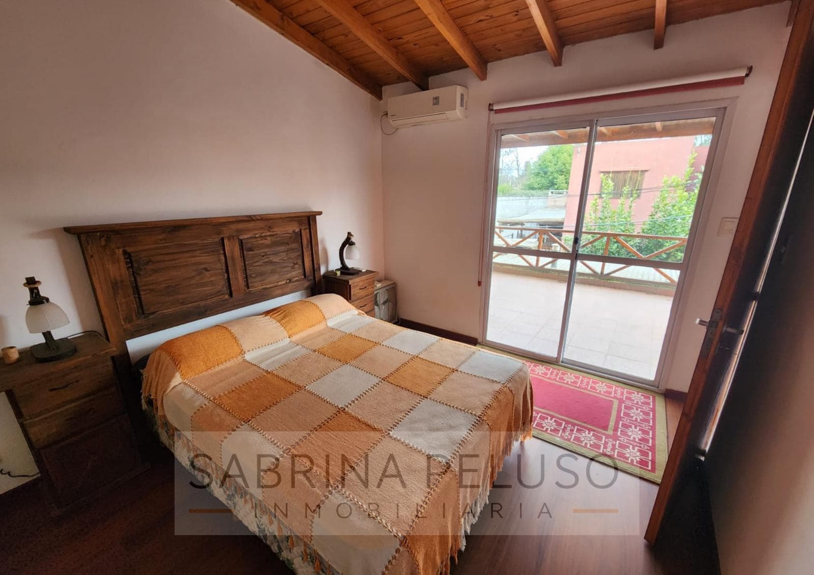 House for sale in the Campo de las Acacias neighborhood