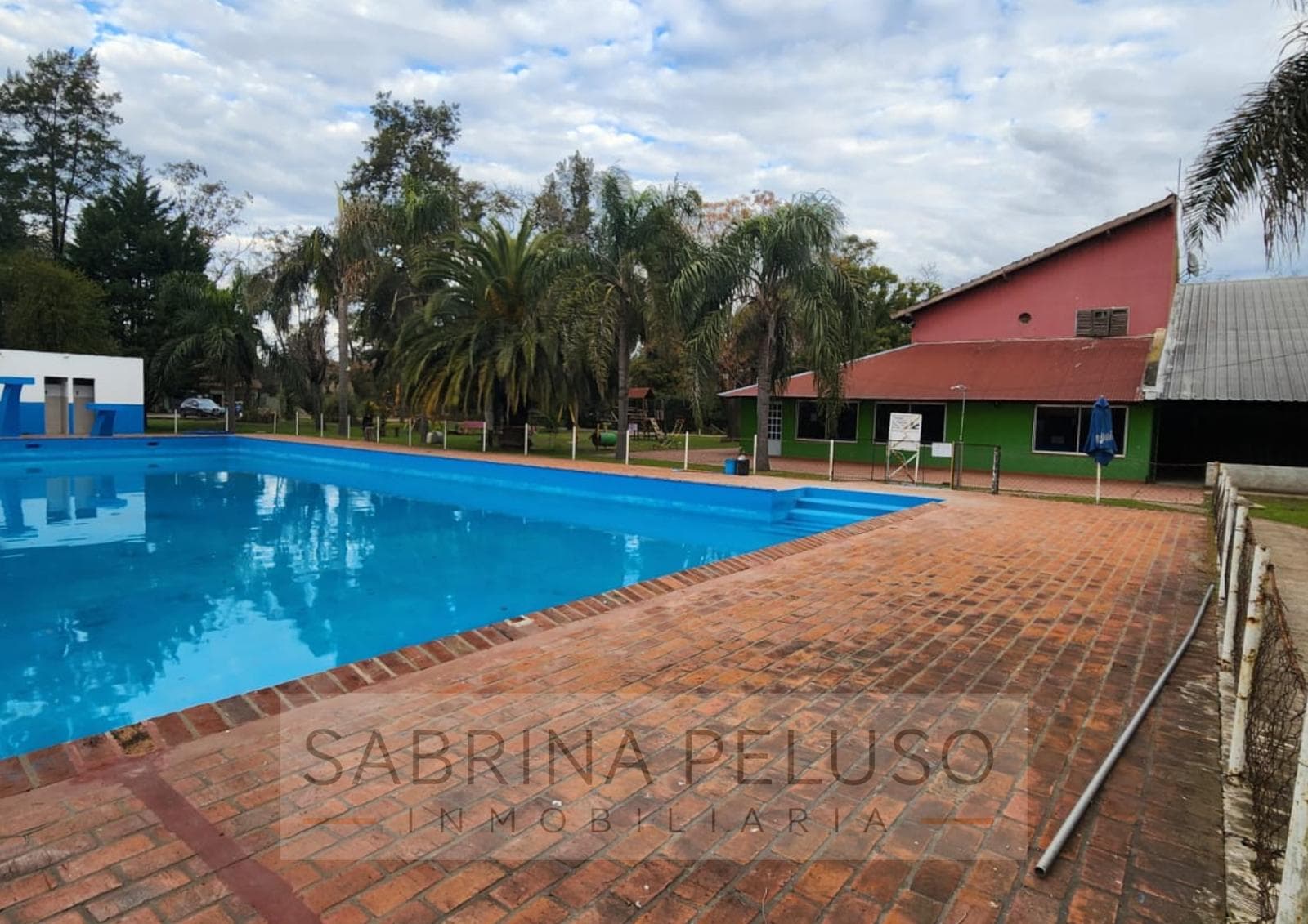 House for sale in the Campo de las Acacias neighborhood