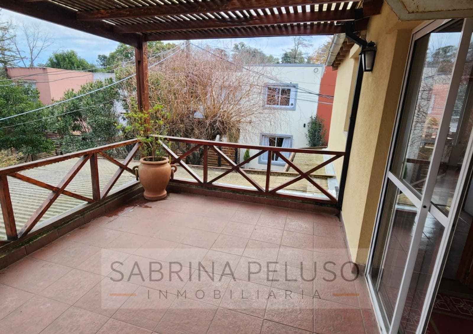 House for sale in the Campo de las Acacias neighborhood