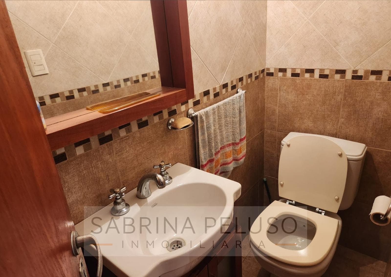 House for sale in the Campo de las Acacias neighborhood