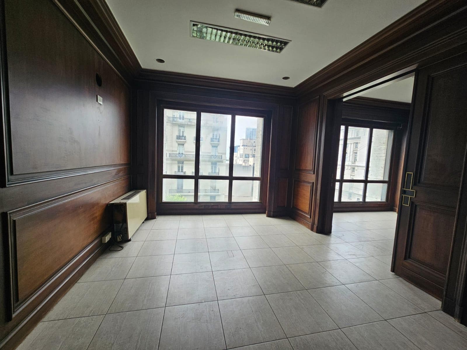 Office for Rent: 63 m², price includes building fees