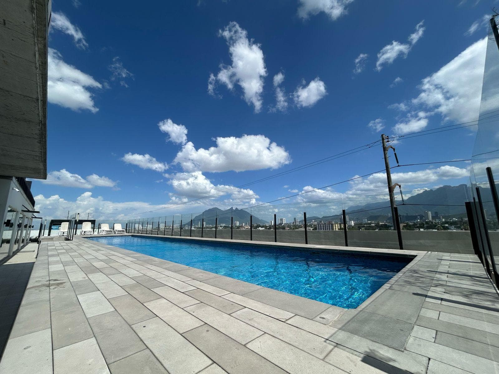 APARTMENT FOR RENT IN TORRE MITT