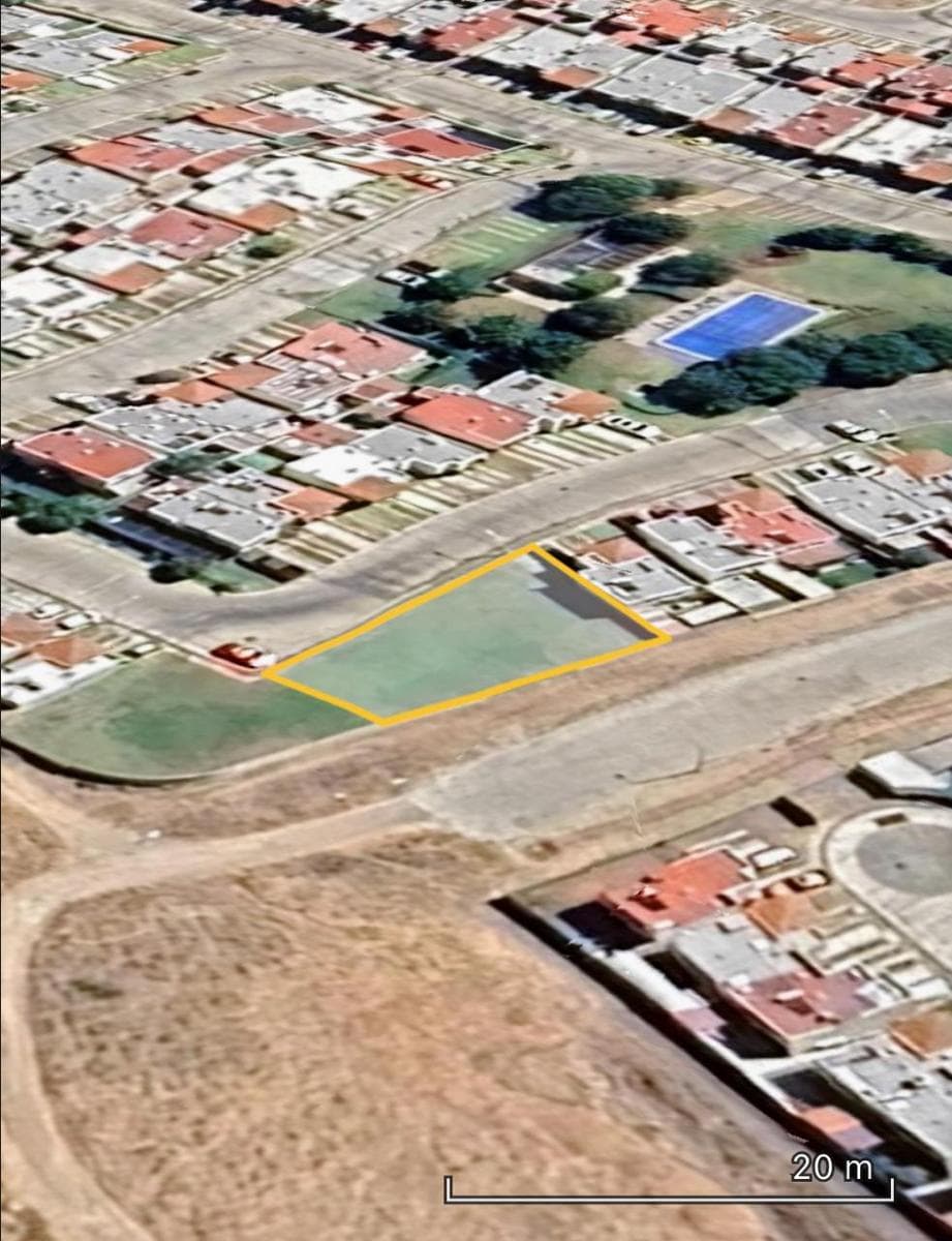 LAND IN EL CAMPESTRE