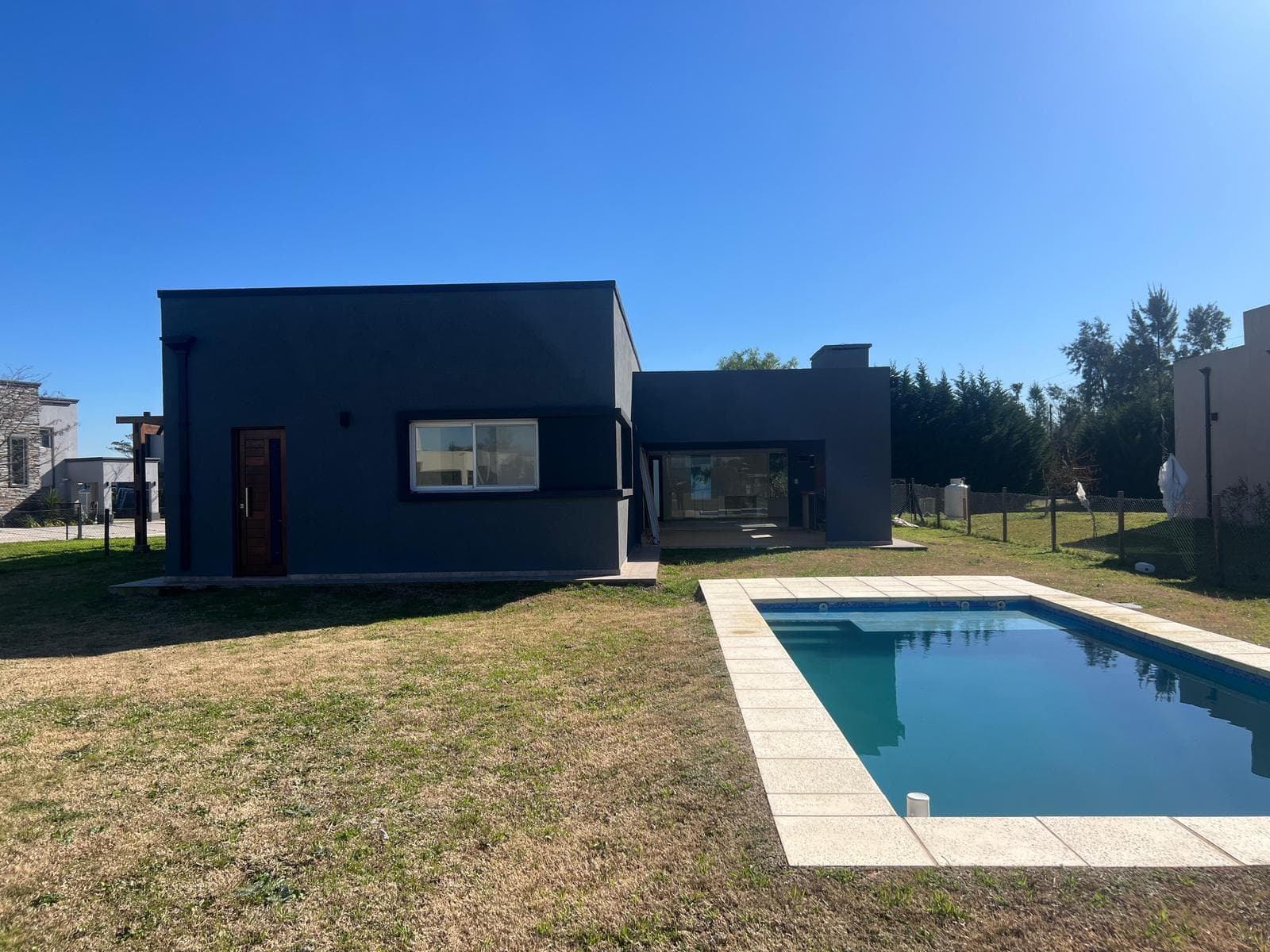 House for Sale in Santo Domingo Canning
