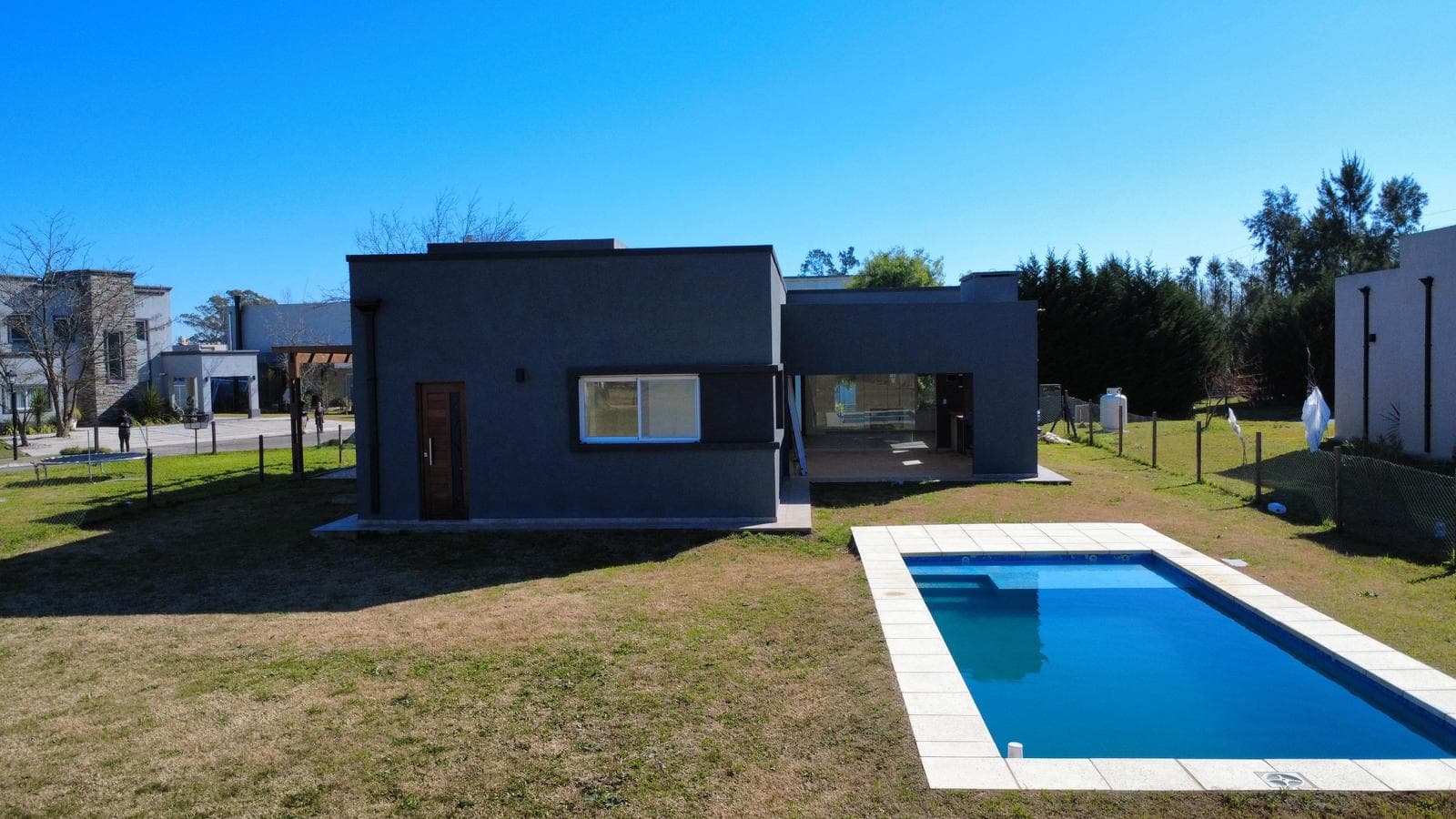 House for Sale in Santo Domingo Canning