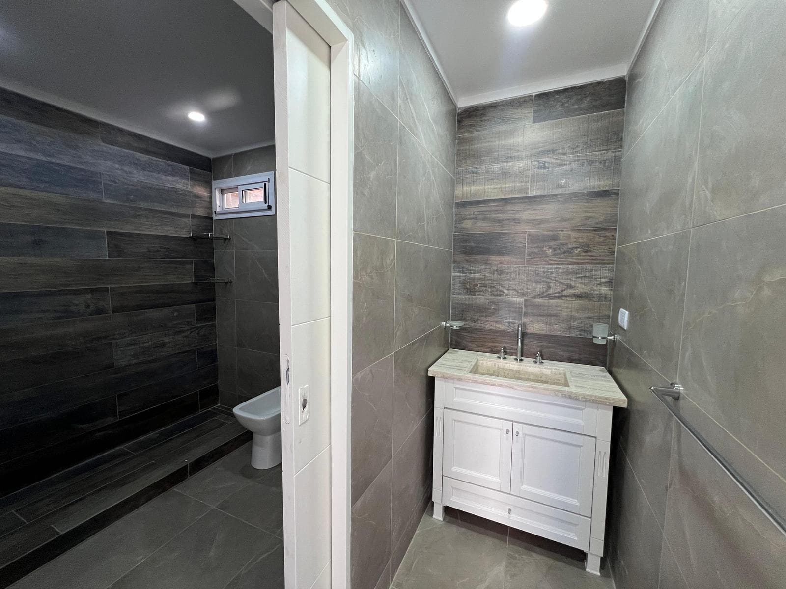 House for Sale in Santo Domingo Canning