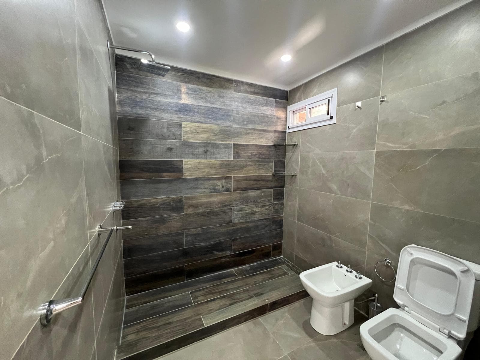 House for Sale in Santo Domingo Canning