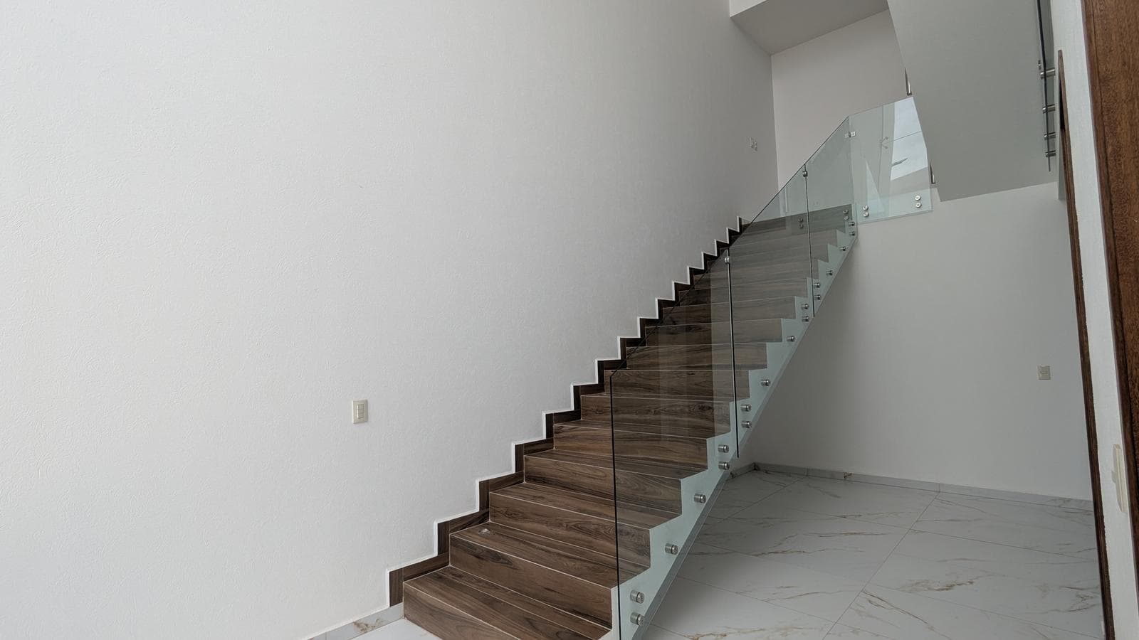 HOME FOR SALE IN METEPEC ON AV ESTADO DE MÉXICO