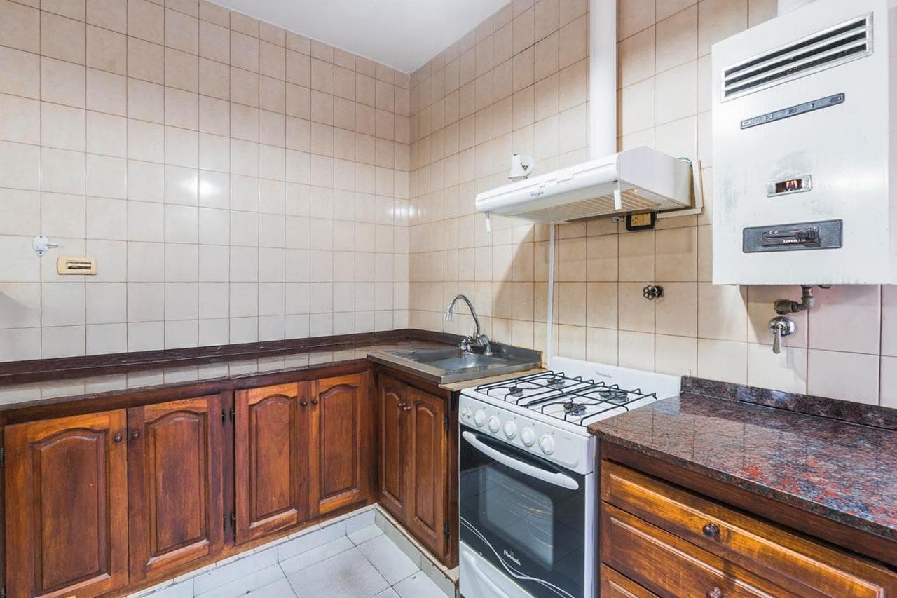 House for sale: 2 bedrooms, covered patio, and terrace - Las Heras, Rosario.