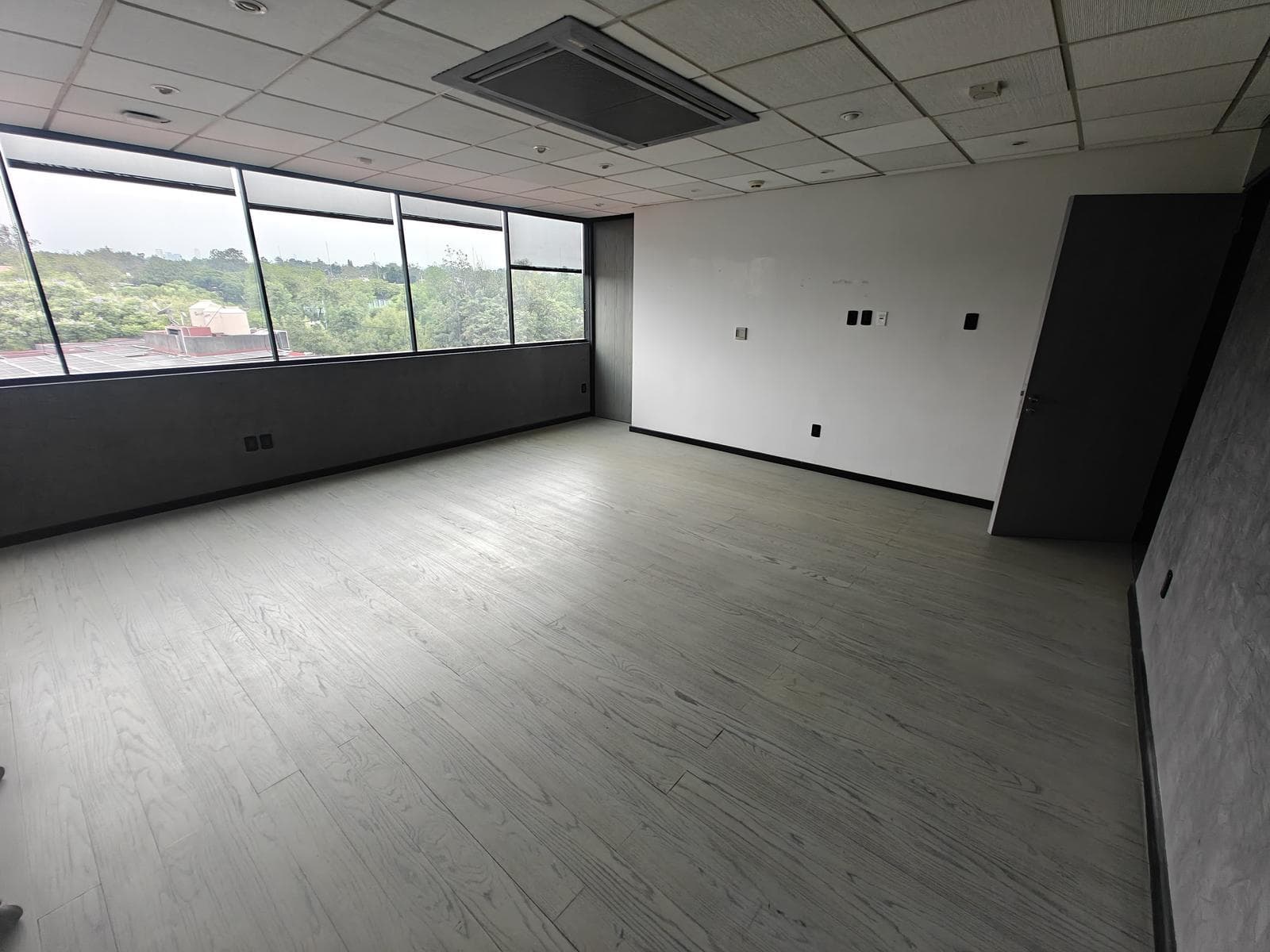 Office for Rent in Lomas de Chapultepec
