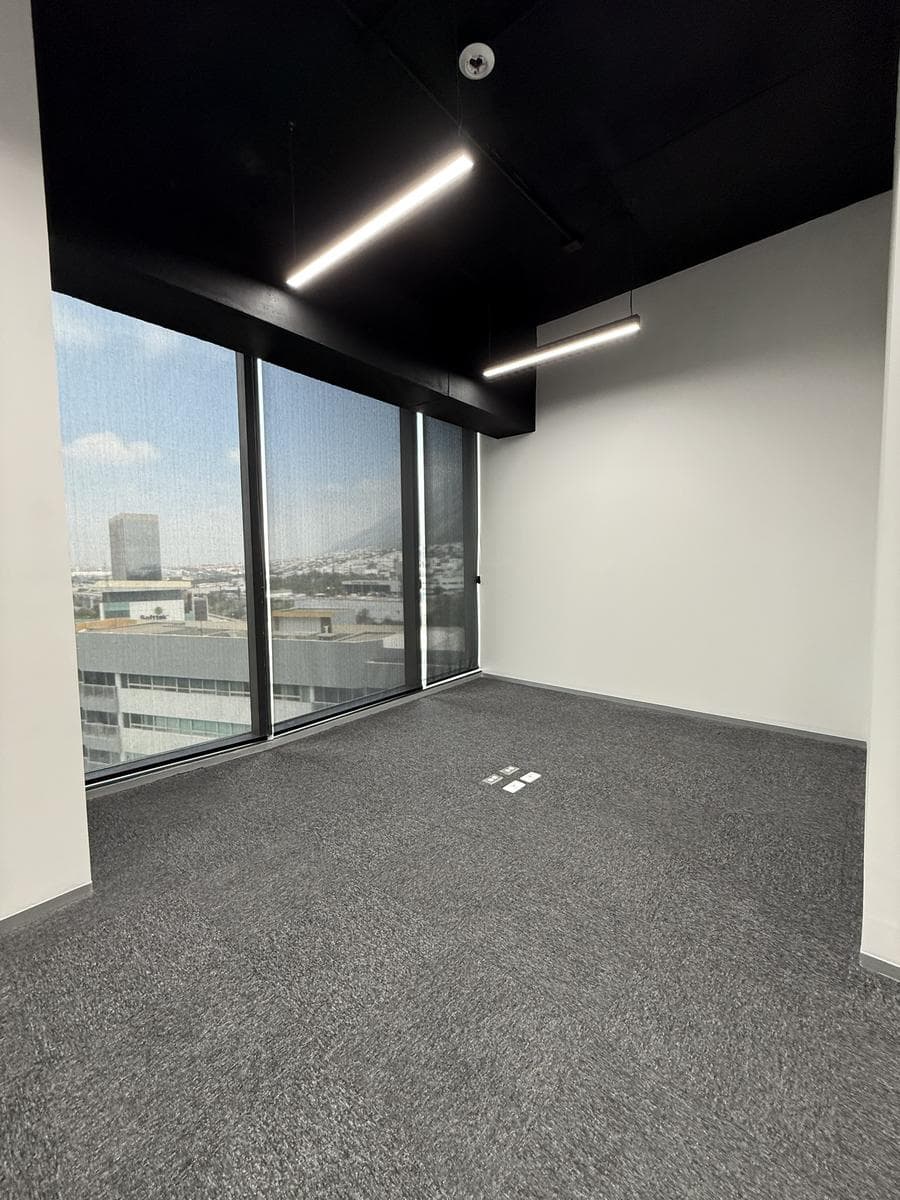 FULLY EQUIPPED OFFICE FOR RENT