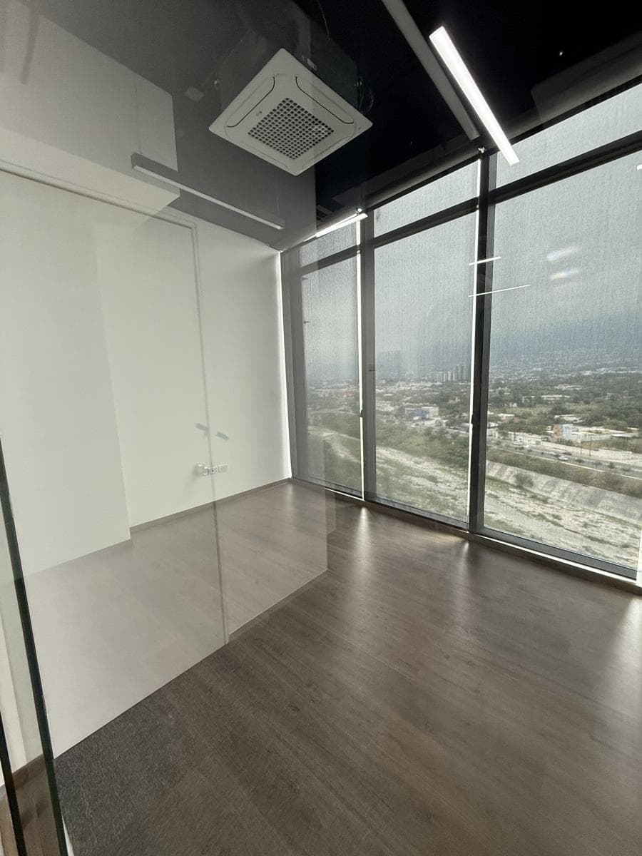 FULLY EQUIPPED OFFICE FOR RENT