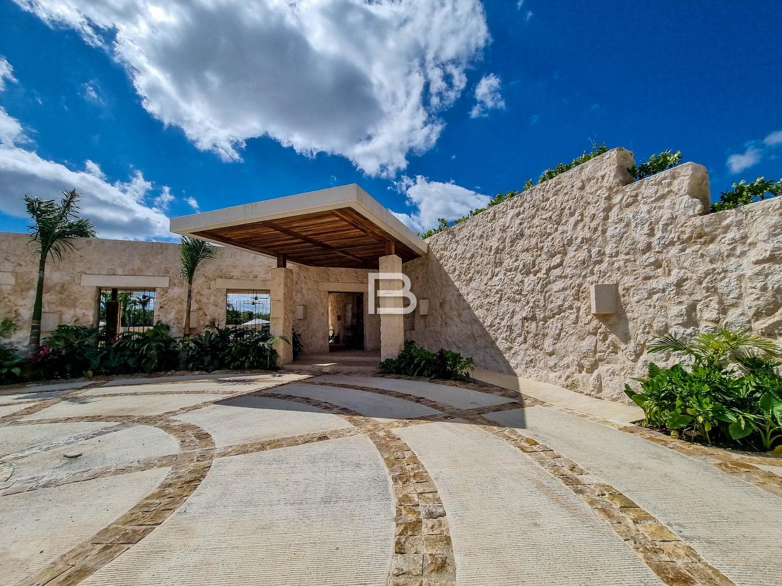Lot for Sale in Losantos, Cancún