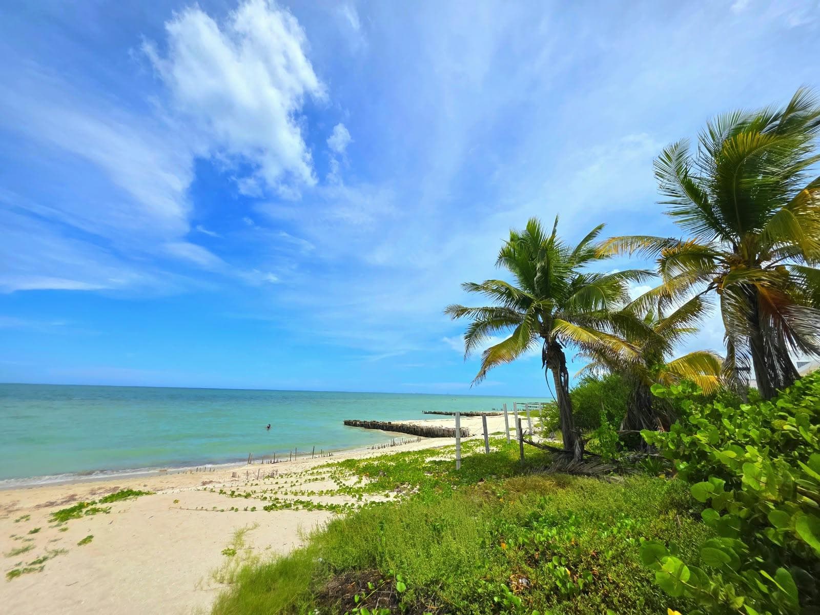 House for Sale on the BEACHFRONT in Chuburná, Yucatán