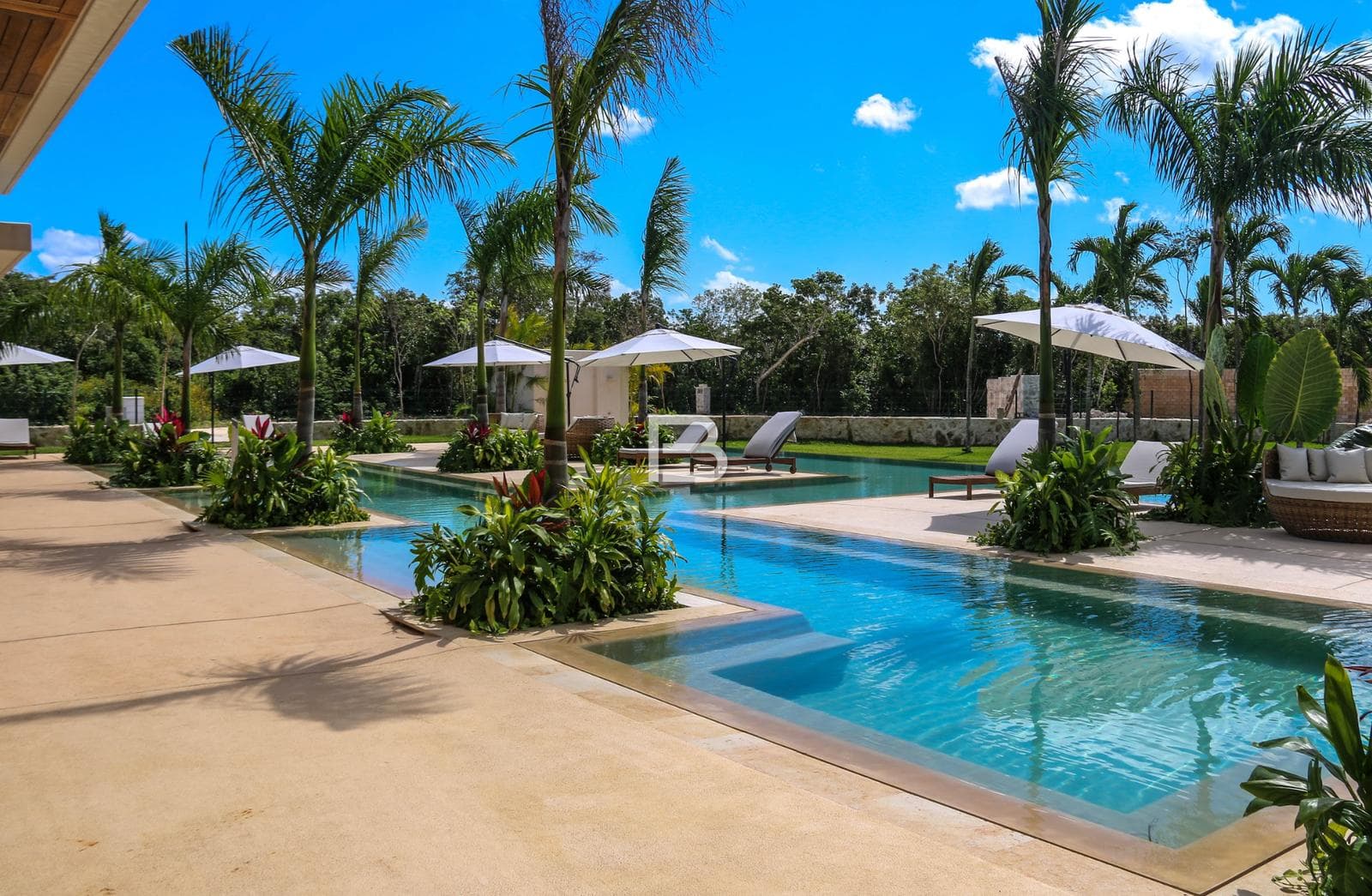 Losantos Development: Lot for Sale