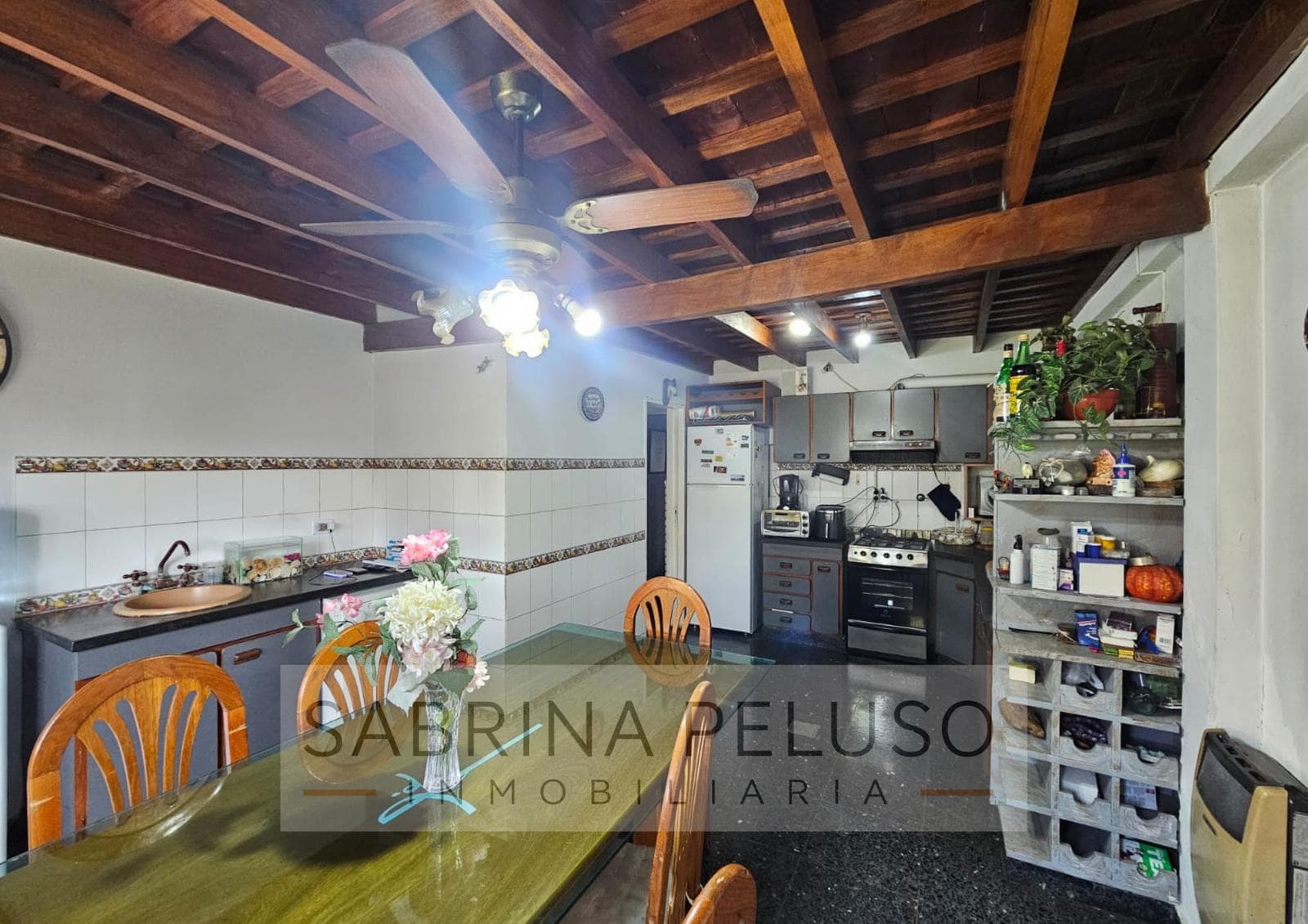 House for SALE located in downtown Moreno