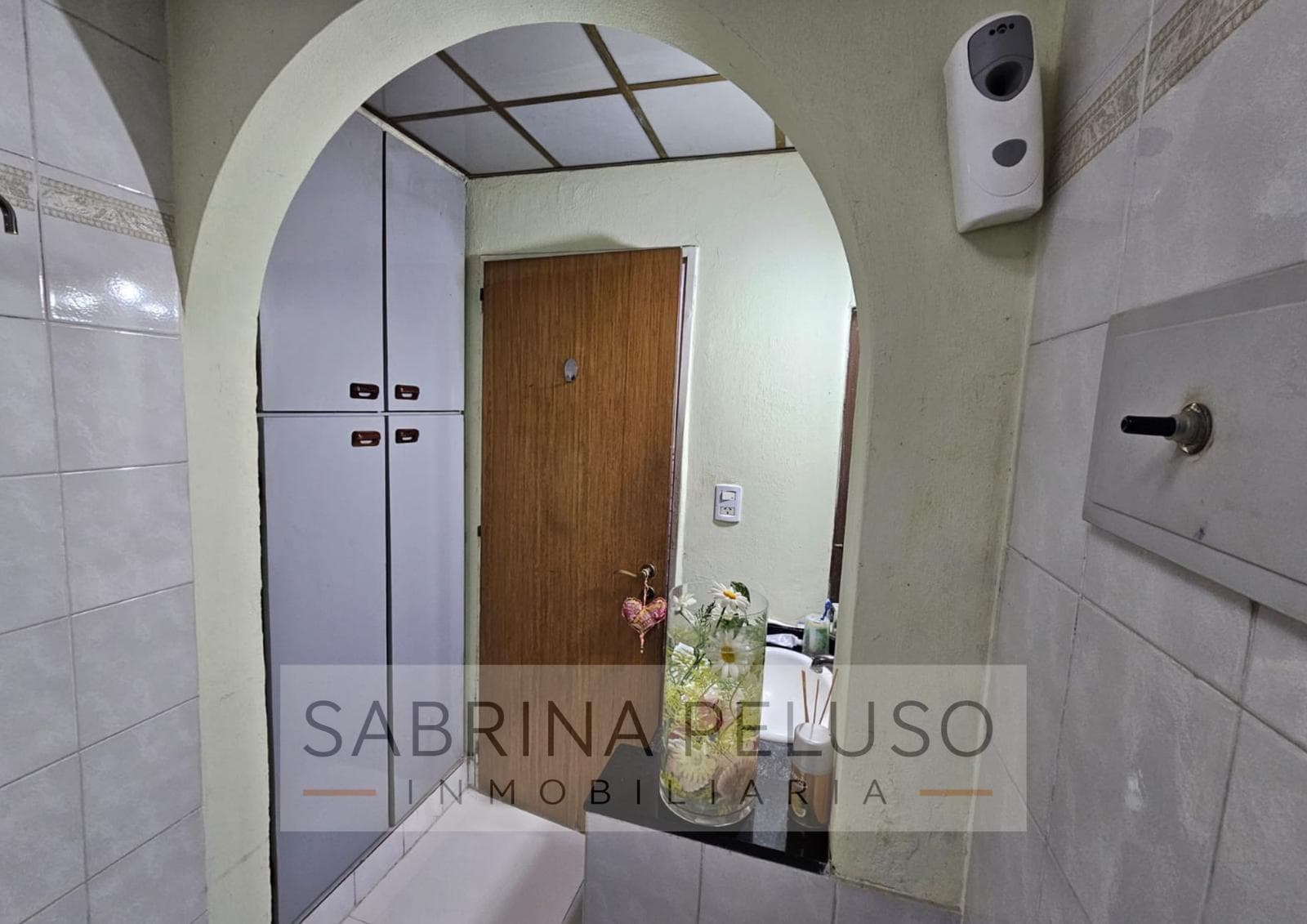 House for SALE located in downtown Moreno