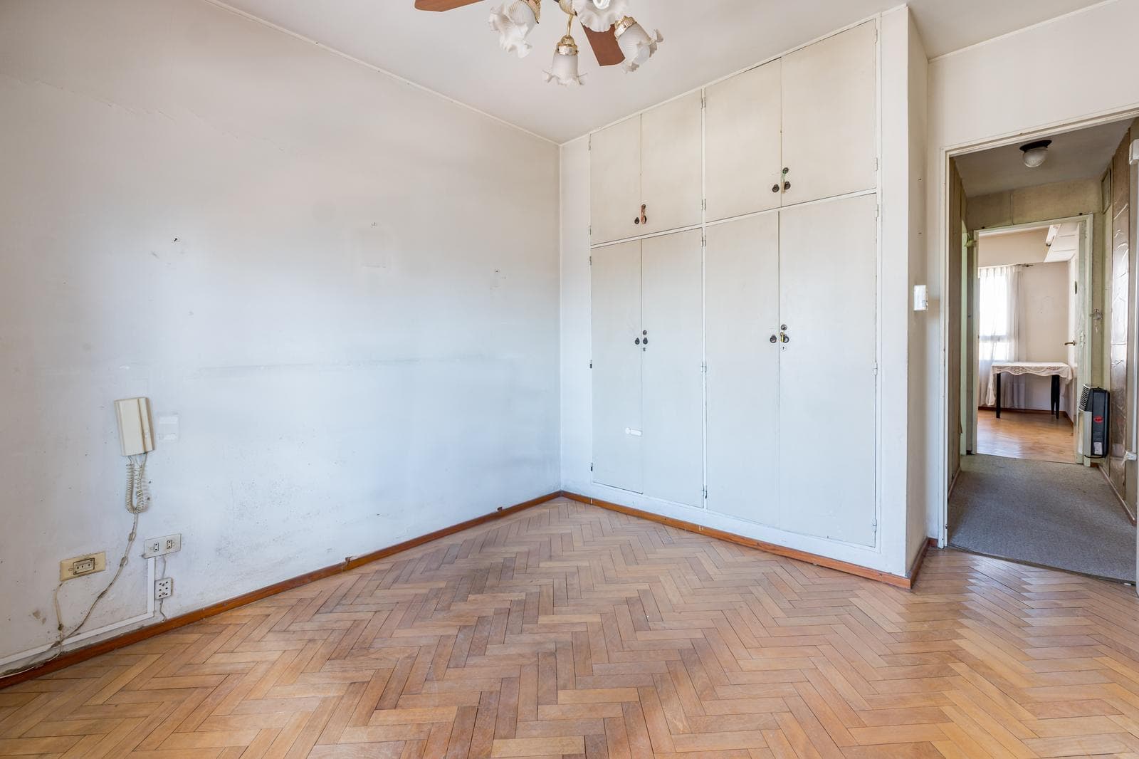 FOR SALE - 3-bedroom apartment with garage and storage room - Downtown, Rosario.