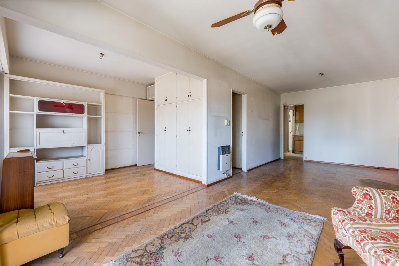 FOR SALE - 3-bedroom apartment with garage and storage room - Downtown, Rosario.