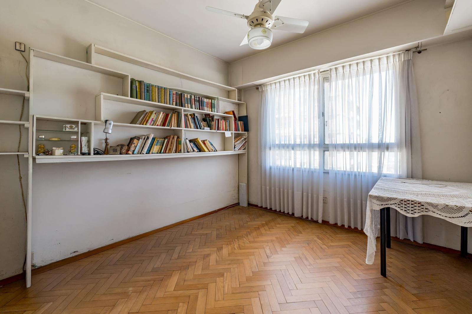 FOR SALE - 3-bedroom apartment with garage and storage room - Downtown, Rosario.