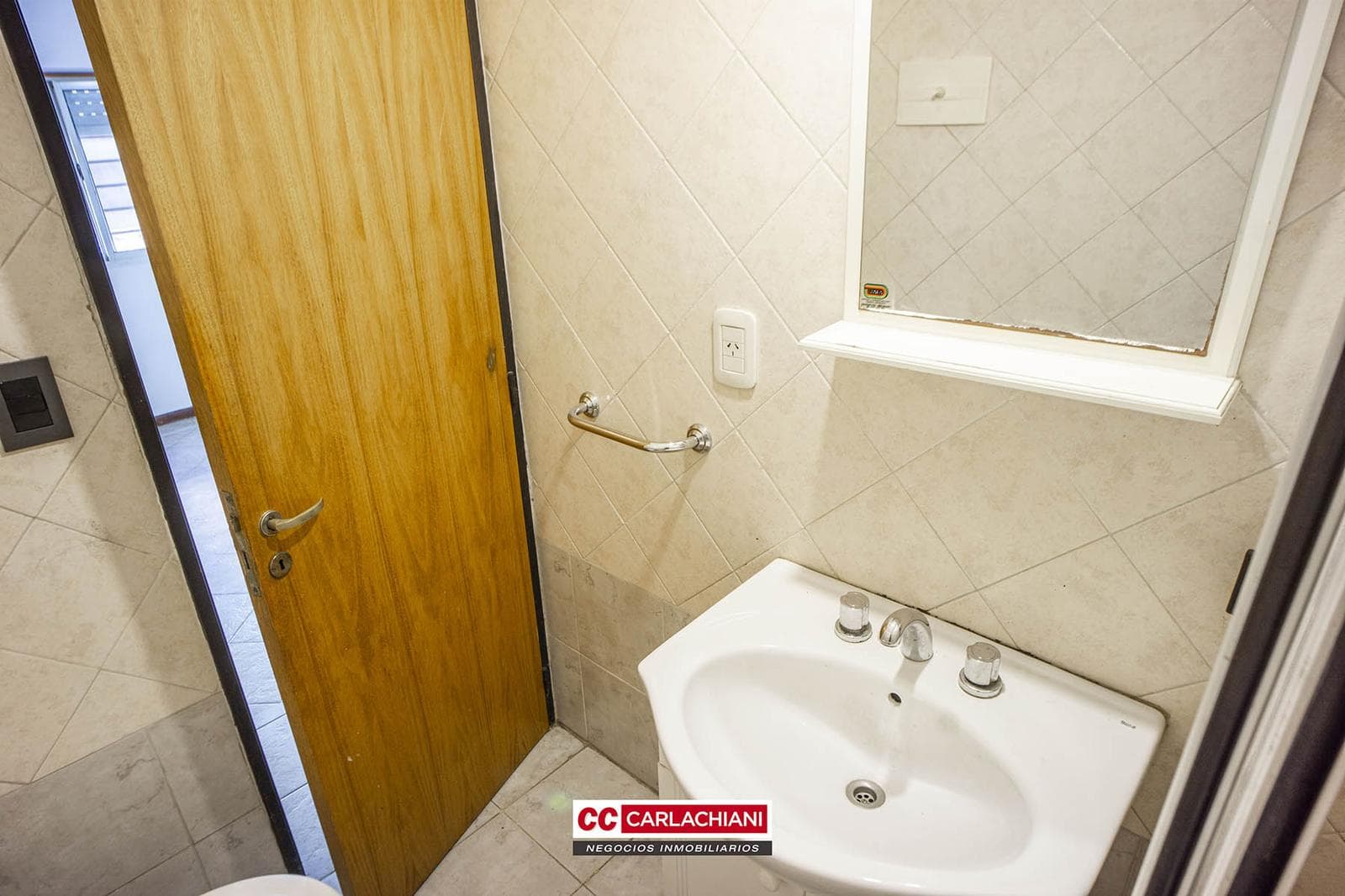 Departamento en venta monoambiente - Planta Baja apto profesionales - Rosario pichincha