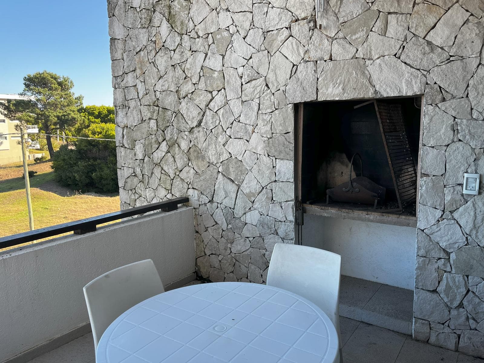 Beautiful two-room apartment in a complex with amenities