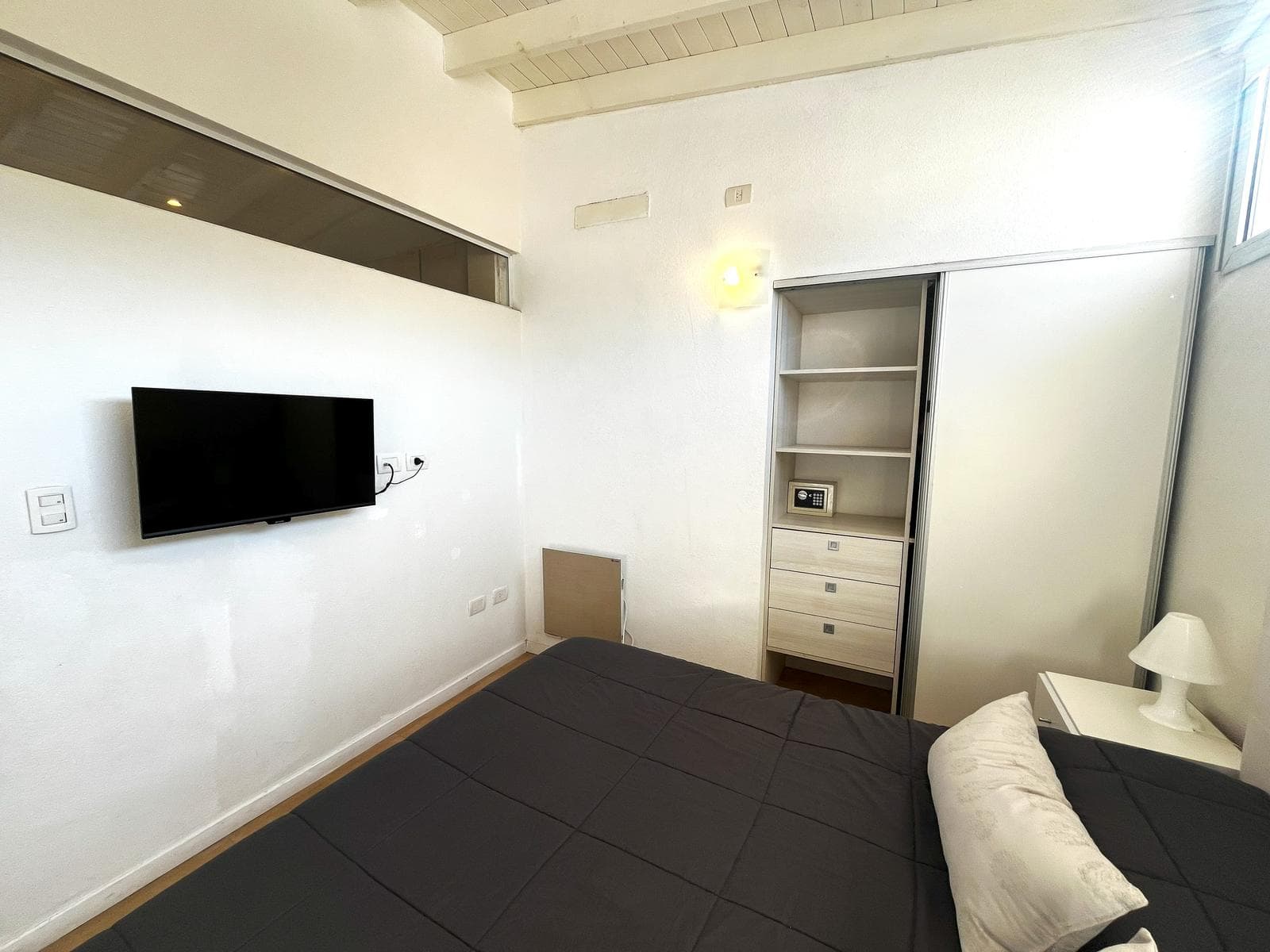 Beautiful two-room apartment in a complex with amenities