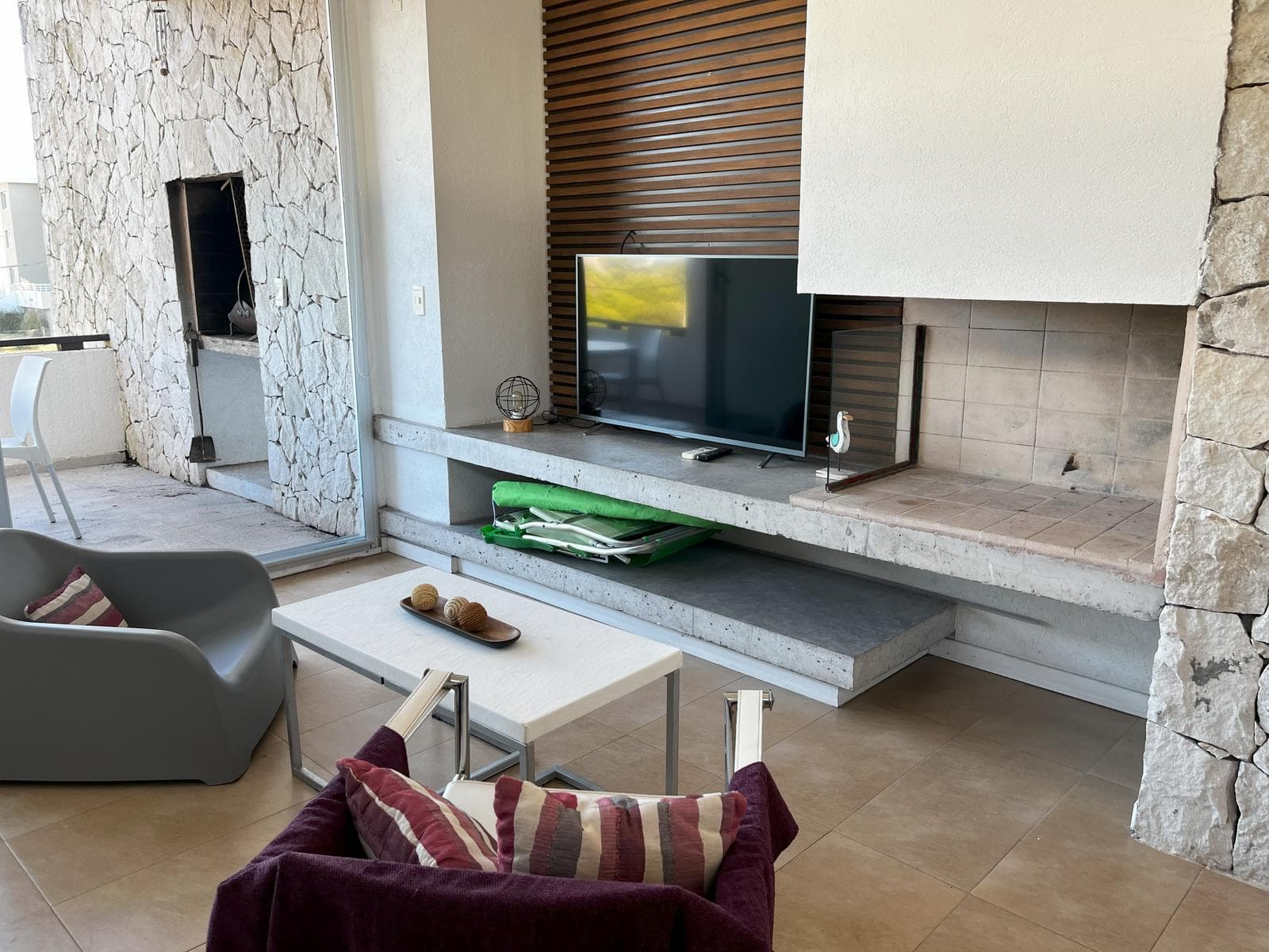 Beautiful two-room apartment in a complex with amenities