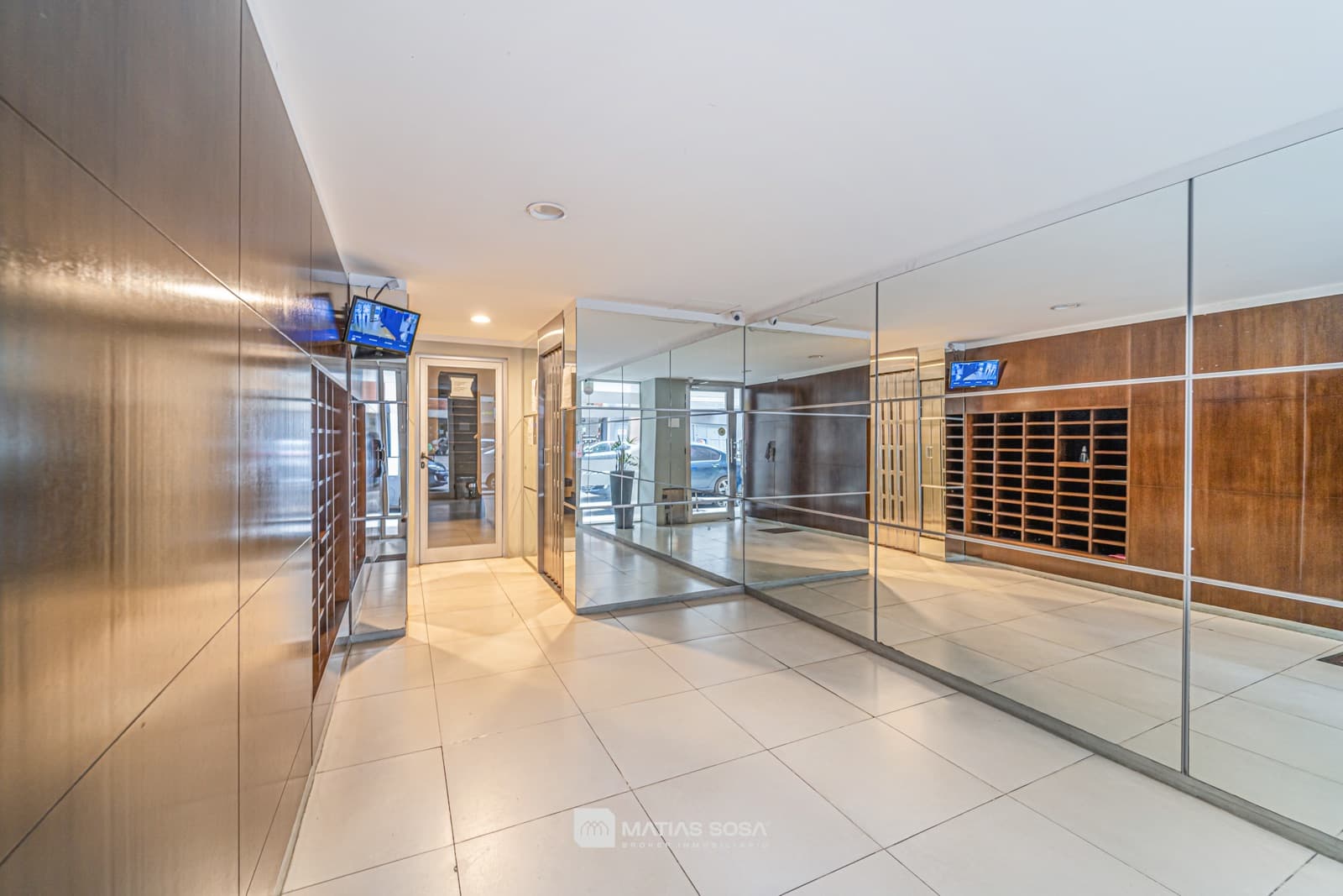 For Sale - 2-room apartment - Financing Available - Plaza Mitre