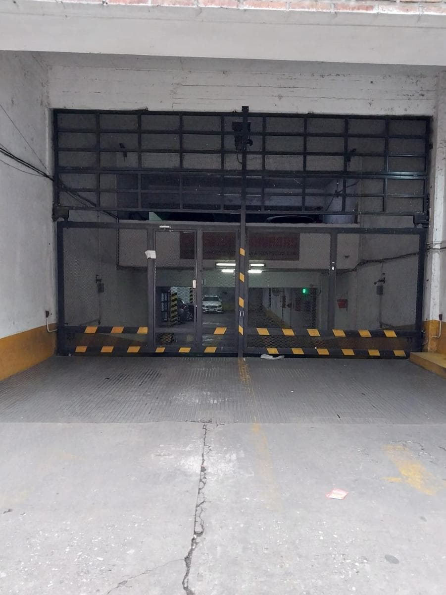 Garage at 400 Paraguay Street