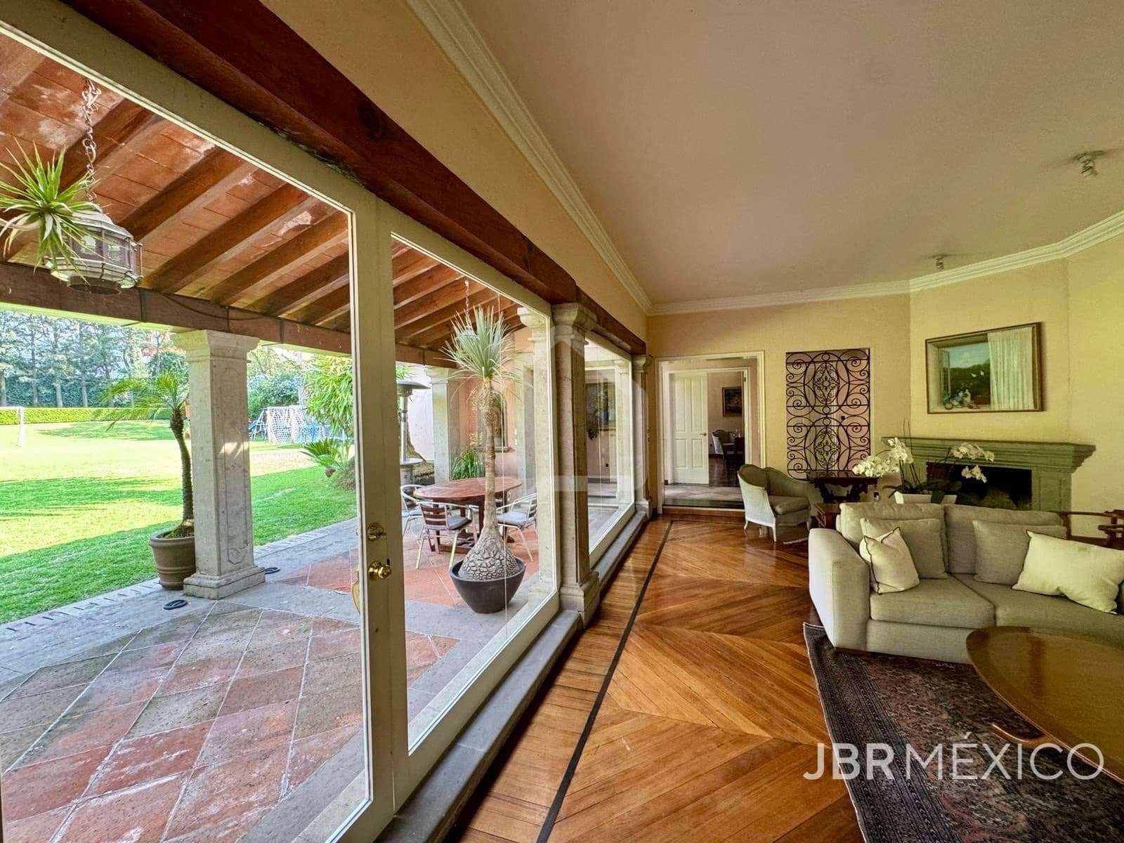 House for Sale in Lomas de Chapultepec
