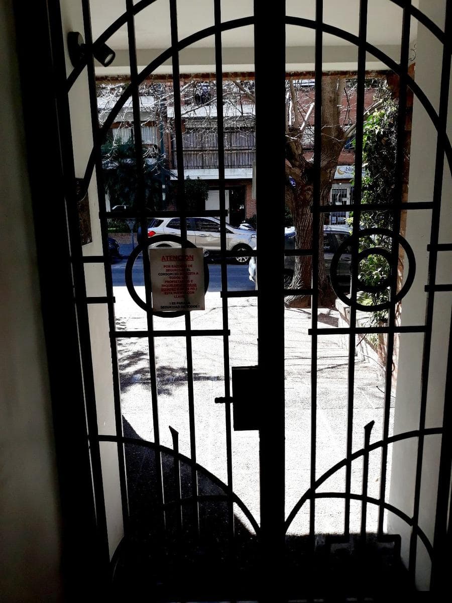 Beautiful 4-room apartment for sale with a garage