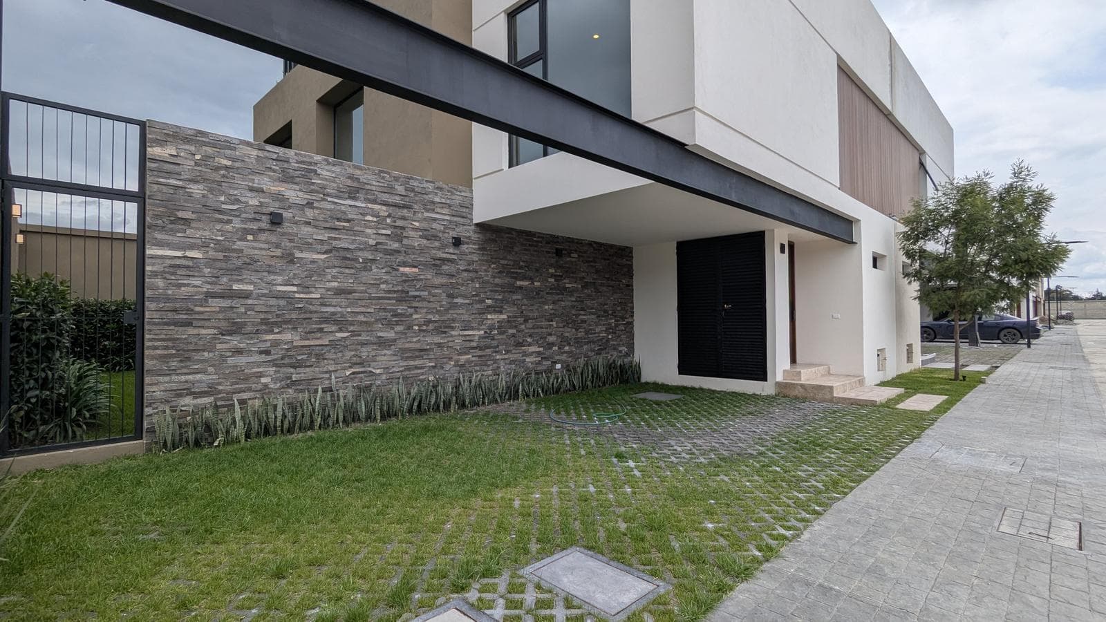 NEW HOME FOR SALE IN METEPEC, MARITAGE RESIDENTIAL COMPLEX