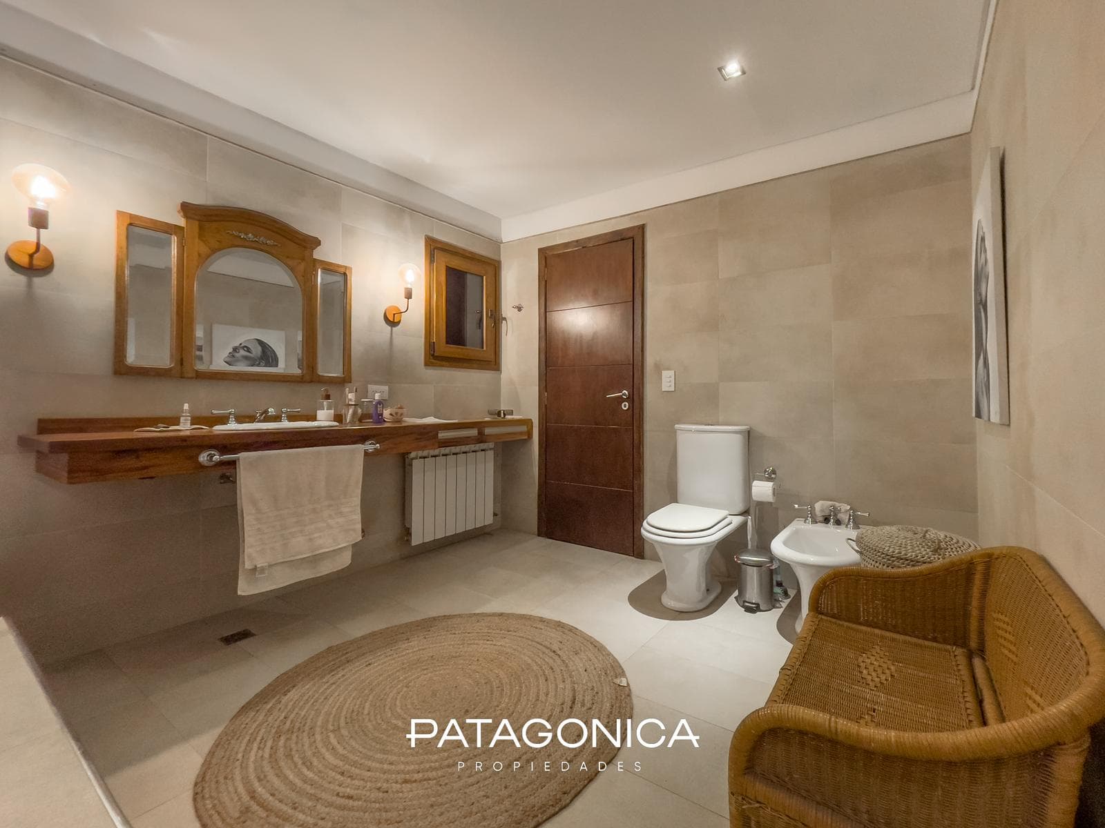 FOR SALE: Top-quality 5-room house with 200 m² of floor space in Manzano, Villa La Angostura