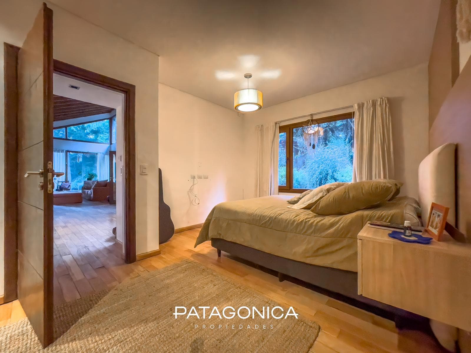 FOR SALE: Top-quality 5-room house with 200 m² of floor space in Manzano, Villa La Angostura