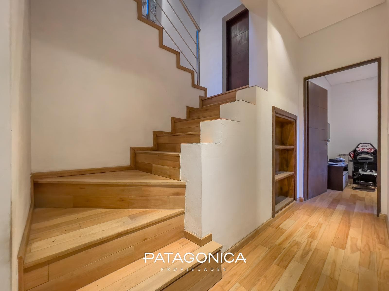 FOR SALE: Top-quality 5-room house with 200 m² of floor space in Manzano, Villa La Angostura