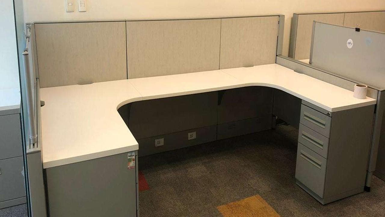 Furnished and fully equipped office in Torre Vertice Montecristo