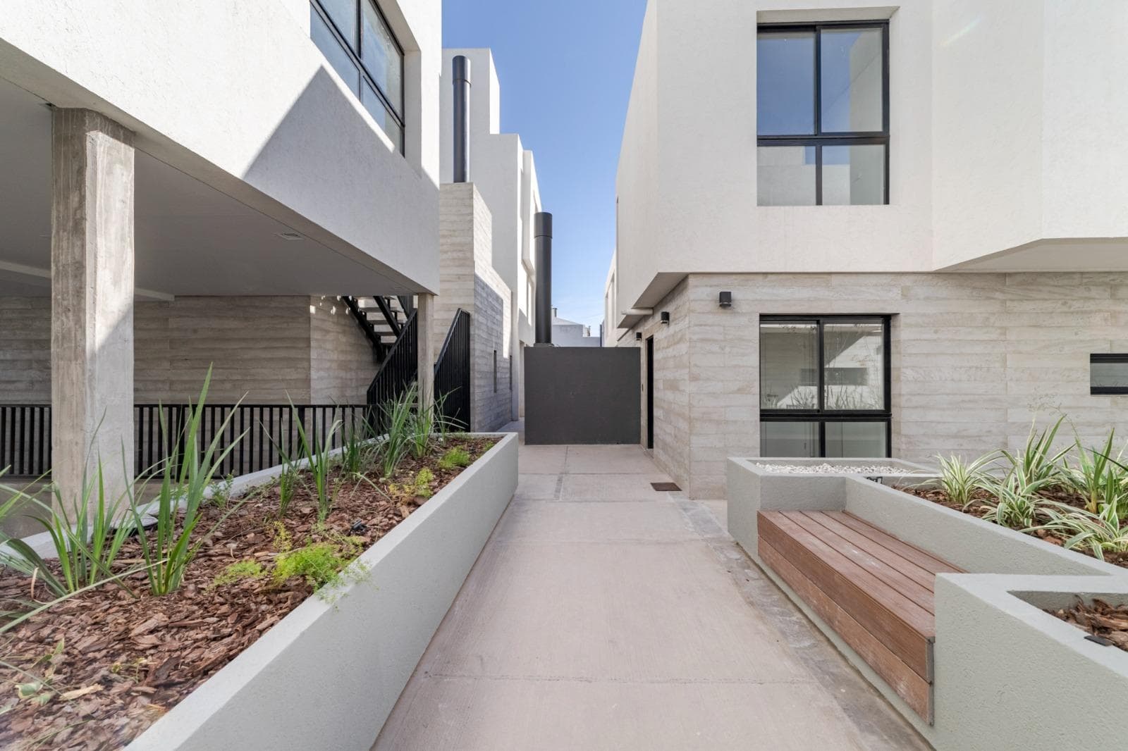 BRAND-NEW POET'S APARTMENT, NEVER LIVED IN