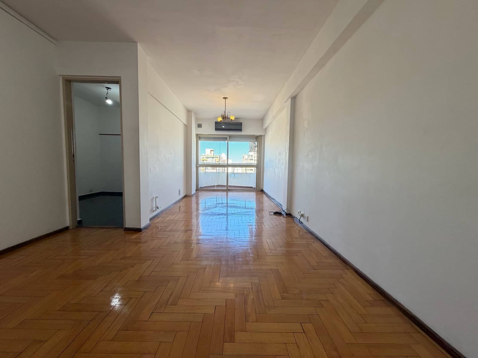 3-BEDROOM APARTMENT FOR SALE IN DOWNTOWN ROSARIO