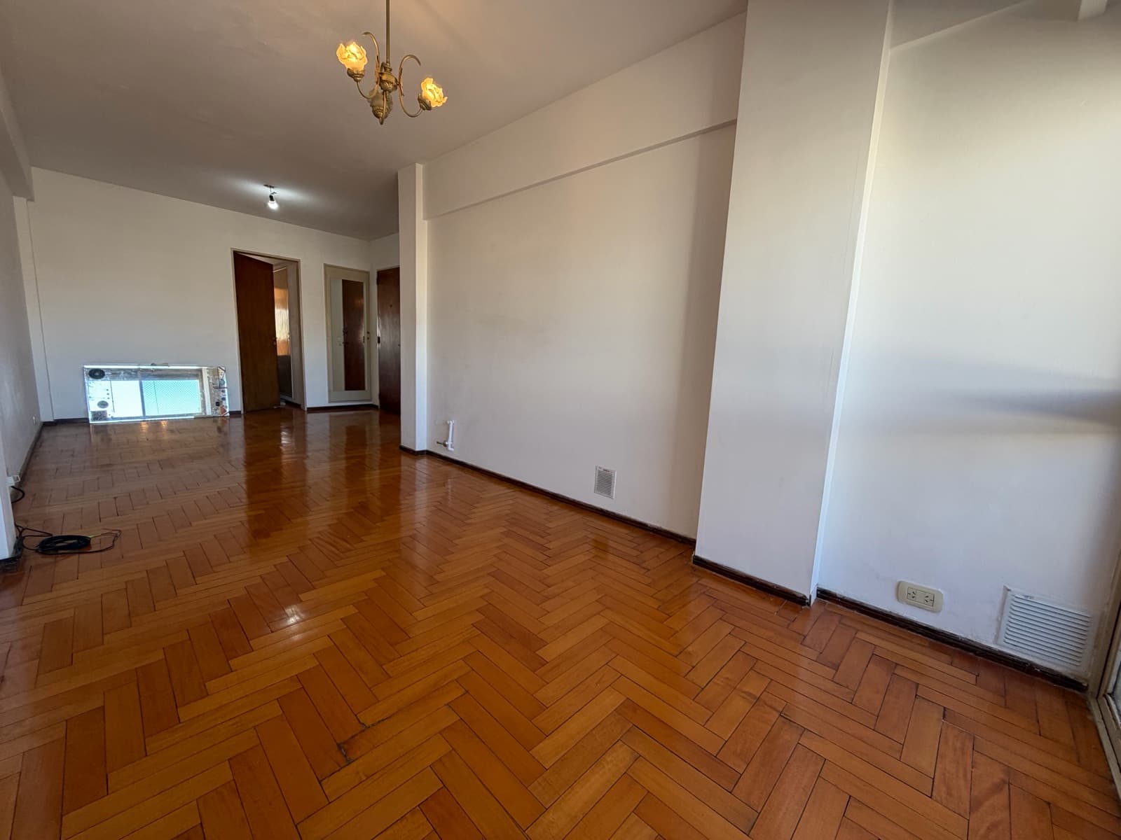 3-BEDROOM APARTMENT FOR SALE IN DOWNTOWN ROSARIO