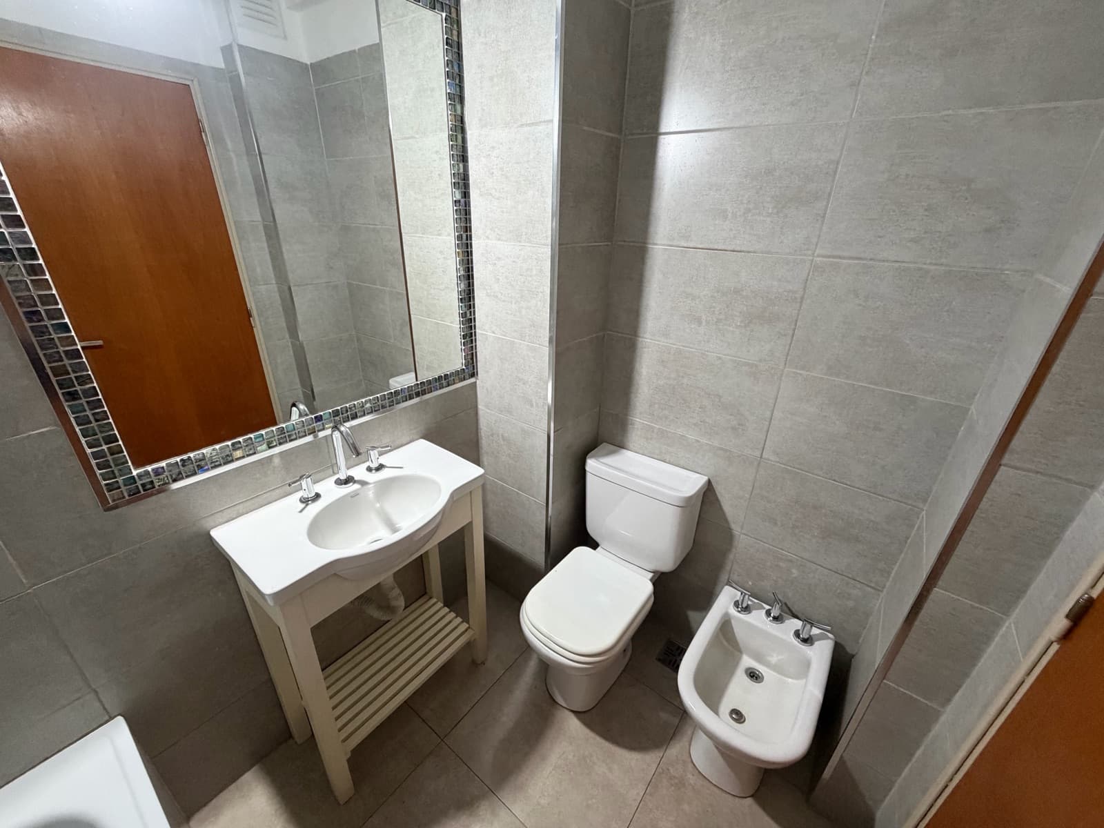 3-BEDROOM APARTMENT FOR SALE IN DOWNTOWN ROSARIO