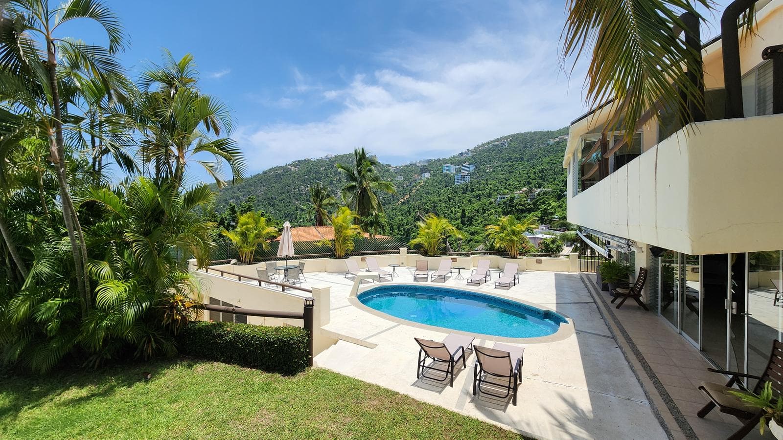 The Best House in Lomas del Marques