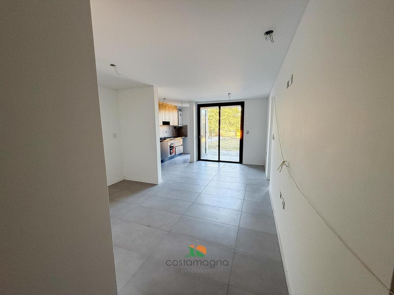 Gated community—Unit 1 DOR—Brand new
