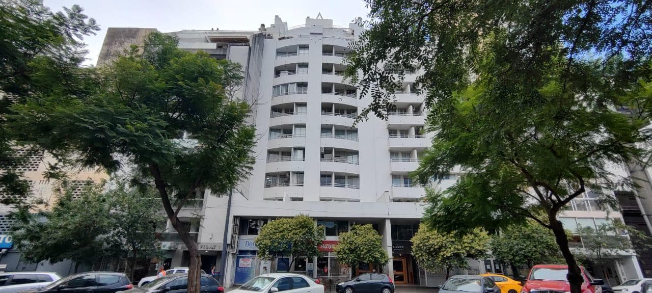 EXCELENTE UBICACION - ALQ. Departamento de 1Dor. FRENTE PLAZA COLON!